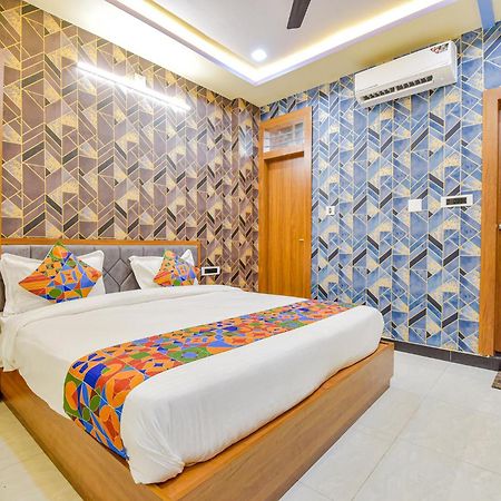 Fabhotel The Castle Inn Udaipur Exteriör bild